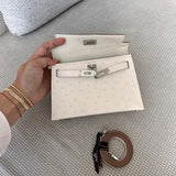  handbag close-up of hardware and finish
