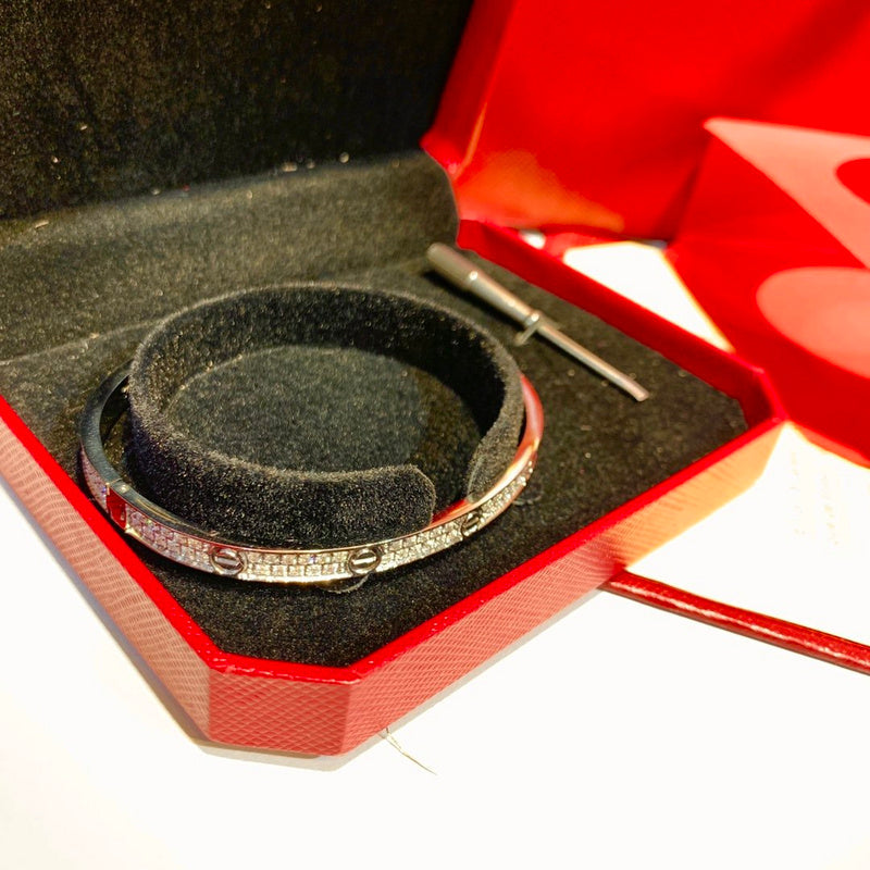 Front view of Cartier unisex jewelry piece