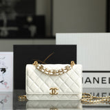  women's handbag, mid design, view 1