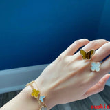 Angled view of Van Cleef & Arpels unisex jewelry piece