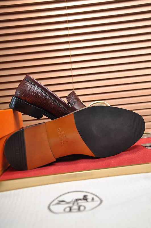 Hermès Camel Block Heel Pumps - Sole Detail View