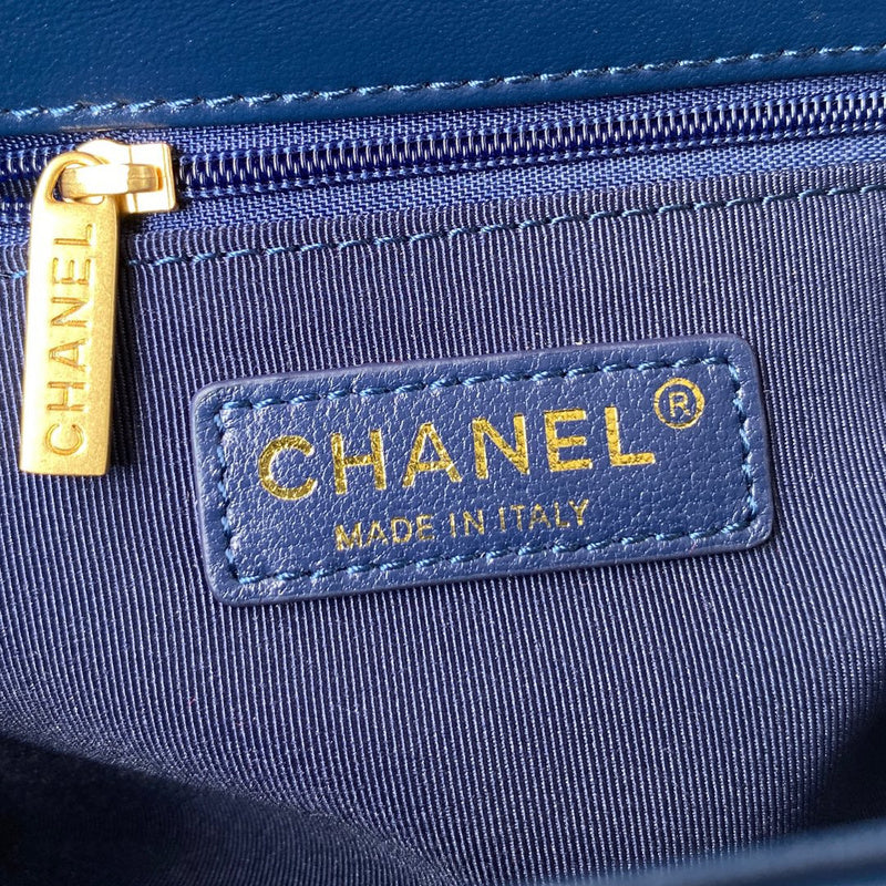  mid purse view 8