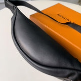 Front view of structured premium women's handbag – women's statement bag