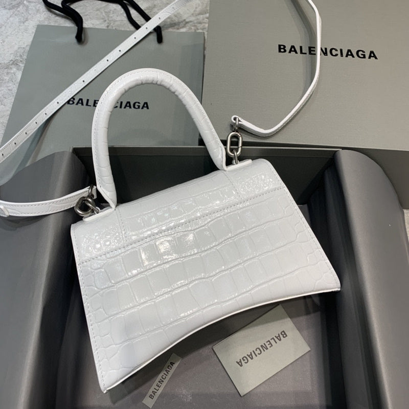 Zivas Charm Modern Edge Premium Handbag (Premium Everyday Carry) – Full Silhouette