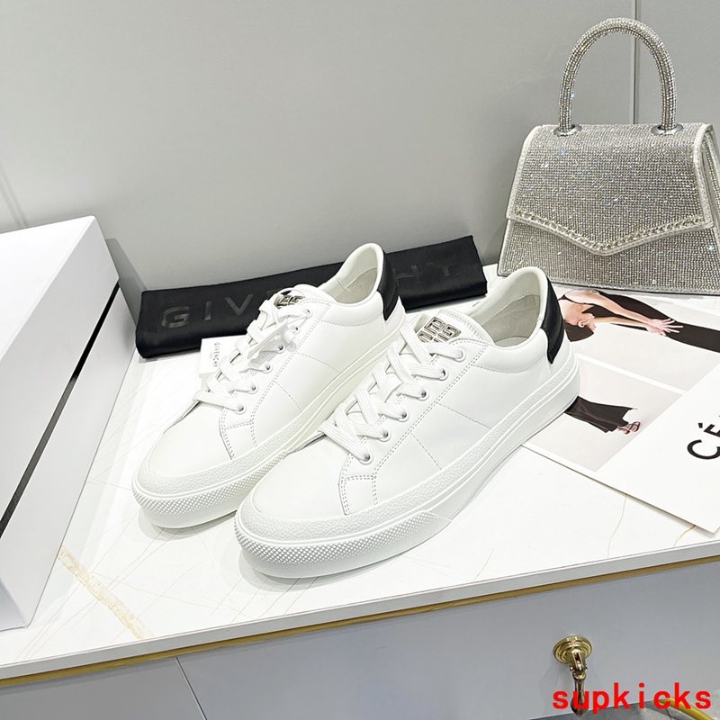 Givenchy shoes Style 100 - packaging and accessories