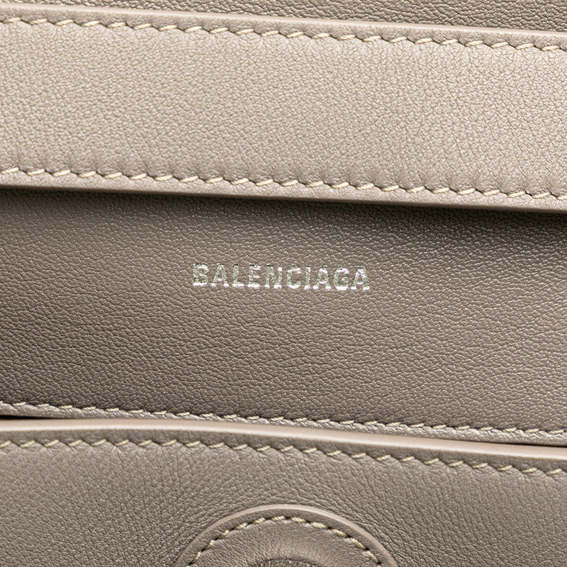 Crismorax elegant leather Luxury Bag close-up detail