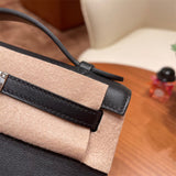 structured shopper bag detail view showing craftsmanship 8