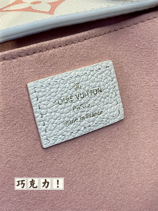  top-handle bag interior and compartment view 15