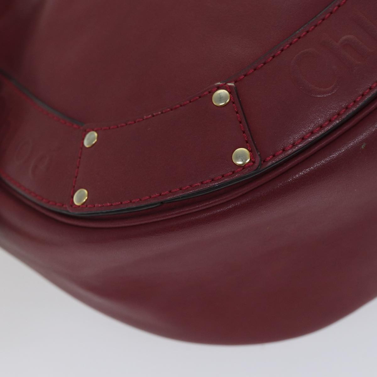 Aelventis elegant leather Shoulder Bag close-up detail