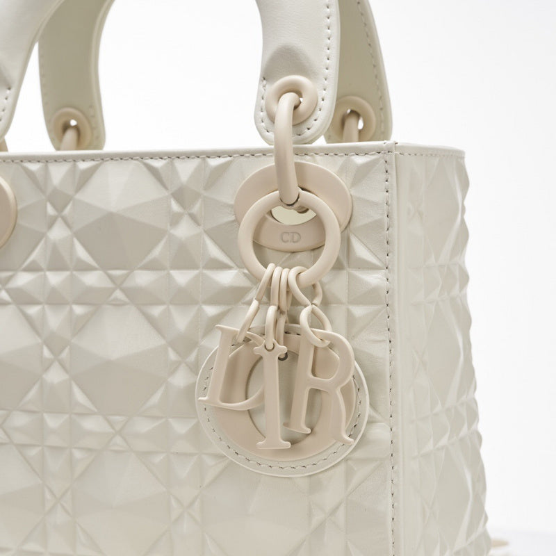 Top view of classic everyday-luxe women's handbag – women's premium purse
