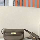 Interior view of effortless premium bag