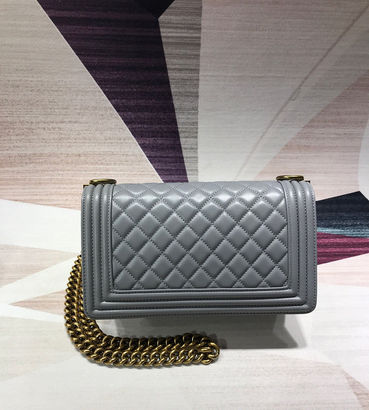  mid purse view 7