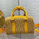 Handle and strap detail of chic polished women's handbag – women's premium purse