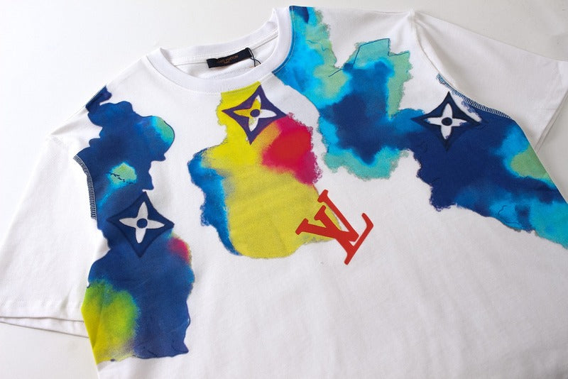 Full styled look of Louis Vuitton cotton t-shirt with everyday silhouette