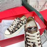 Side profile view of Valentino Garavani luxury piece style No.186