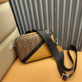 Ziva's Charm handbag – close-up view (22cm*15cm*5cm)