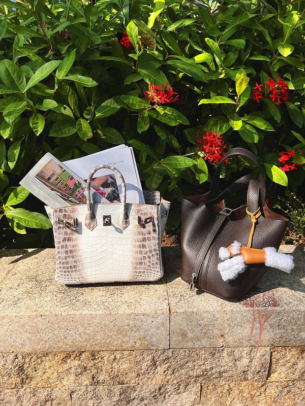 Interior view of effortless premium bag