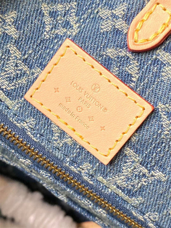  smart shopper bag detail view showing craftsmanship 8