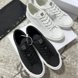 Givenchy shoes Style 026 - logo and branding close-up