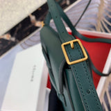 Handle and strap detail of sleek statement women's handbag – women's premium purse