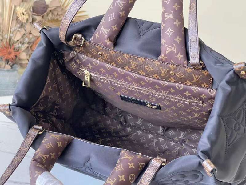 Top view of modern classic women's handbag – women's everyday handbag