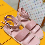 Front view of Louis Vuitton luxury piece style No.108