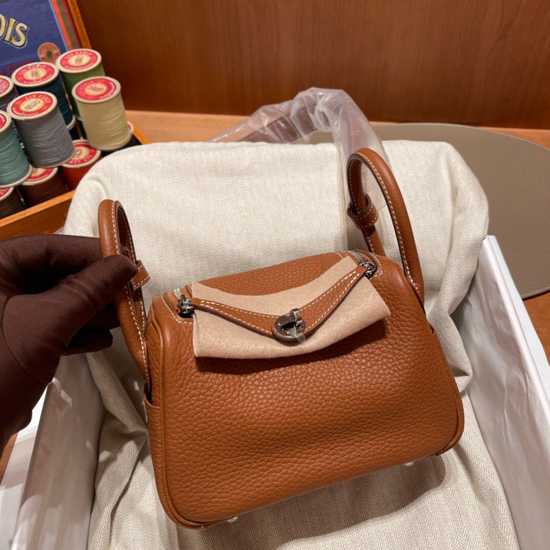 Interior view of timeless premium bag
