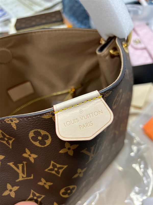  tailored crossbody bag styled with outfit