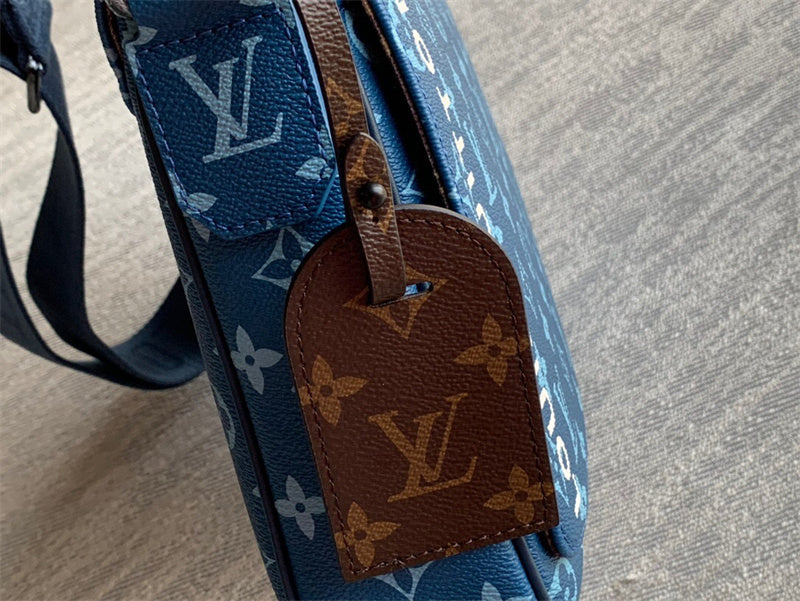  Elegant everyday bag front view 7