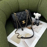  versatile purse view 1