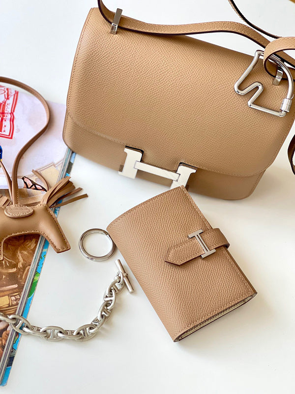 Side view of statement structured handbag