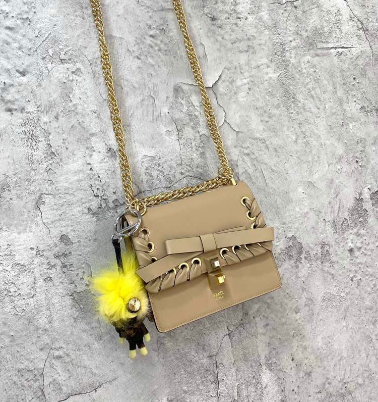 Ziva's Charm handbag – side angle view (25cm*10cm*18cm)