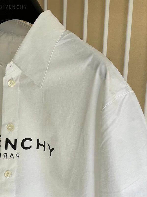 Three-quarter angle view of Givenchy luxury piece style No.114