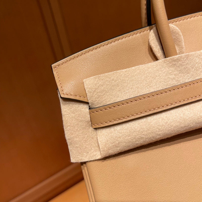 Smart handbag styled for everyday wear