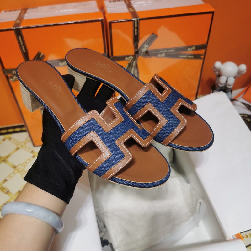 Hermes sandals Style 053 - back heel detail