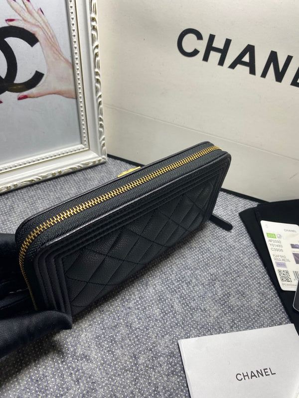  versatile purse view 10