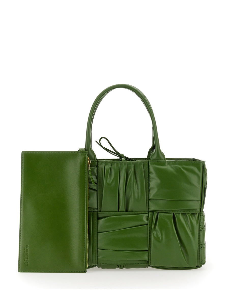 Bottega Veneta premium shoulder bags detail and craftsmanship close-up