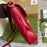 Handle and strap detail of modern structured women's handbag – women's statement bag