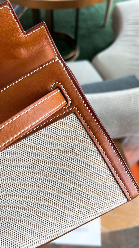  Polished structured bag carried on shoulder 10