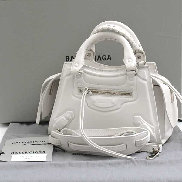 Noctaris elegant leather Luxury Bag top view