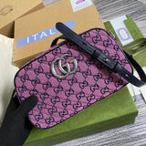 Handle and strap detail of chic premium women's handbag – women's premium purse