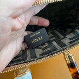 Ziva's Charm handbag – detail view (20.5cm*12cm*9cm)