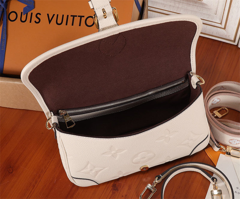  effortless shoulder bag styled with outfit 12