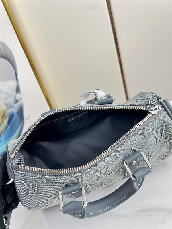  top-handle bag interior and compartment view 9