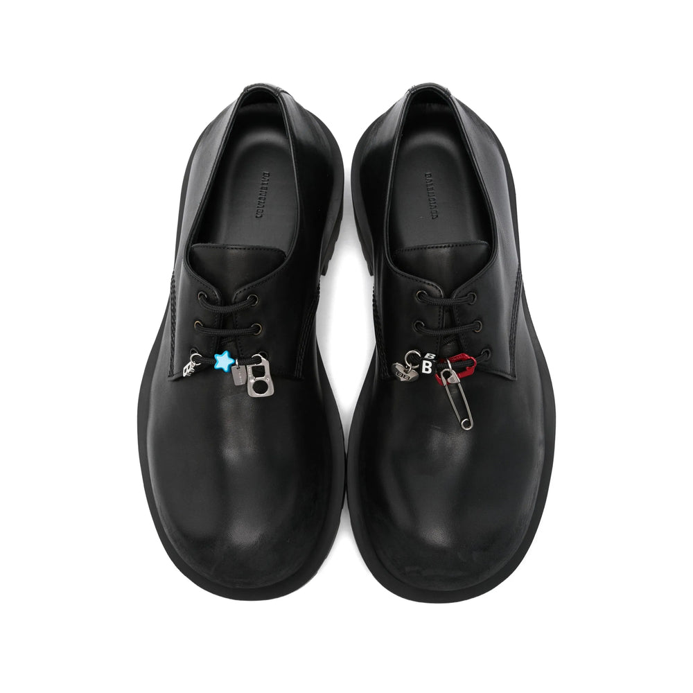 Balenciaga athletic side profile designer luxury fashion