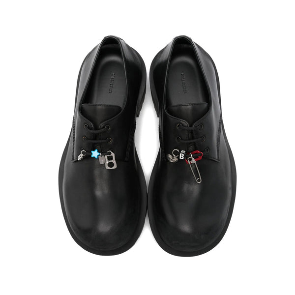 Balenciaga athletic side profile designer luxury fashion