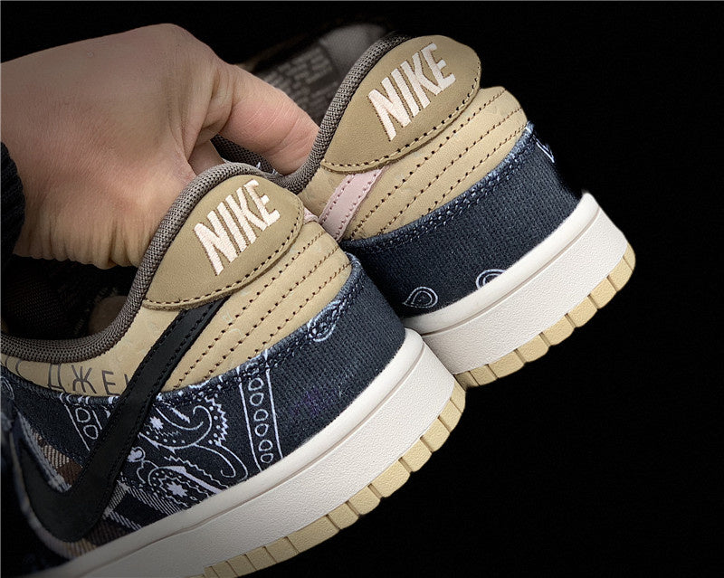 Nike Men's & Women's Premium Designer Sneakers — Style 022 detail view