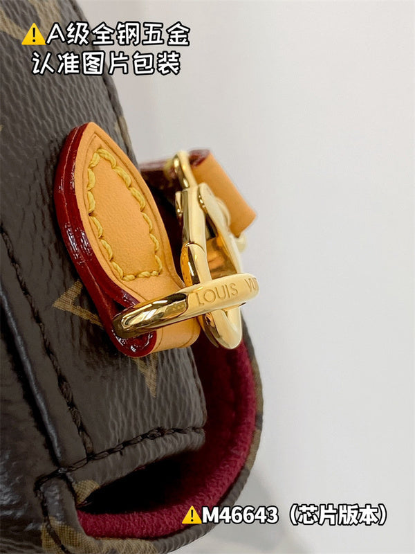  Effortless carryall bag front view 13