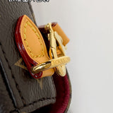  Effortless carryall bag front view 13