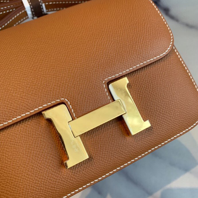  classic handbag styled with outfit